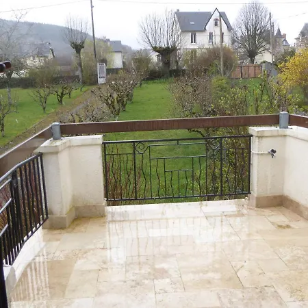 Laissac, 4 Pieces, 6 Personnes - Fr-1-601a-2